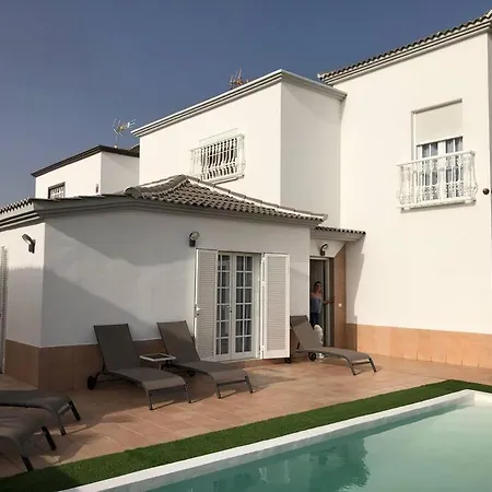 Vanesa Heated Pool Ocean Views Private 아데제