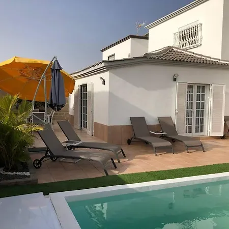 Vanesa Heated Pool Ocean Views Private 아파트